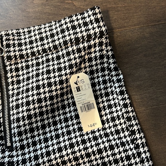 High Waisted NEVER WORN Houndstooth Pants - Garage - Size S - Picture 3 of 5